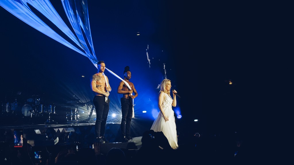 Ellie Goulding - Delirium World Tour - Live concert in Milan