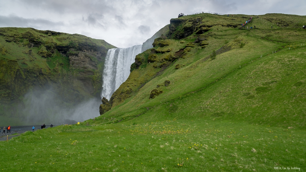 Southern Iceland tour: Skógafoss waterfall