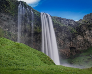 Southern Iceland tour with BusTravel: Seljalandsfoss waterfall
